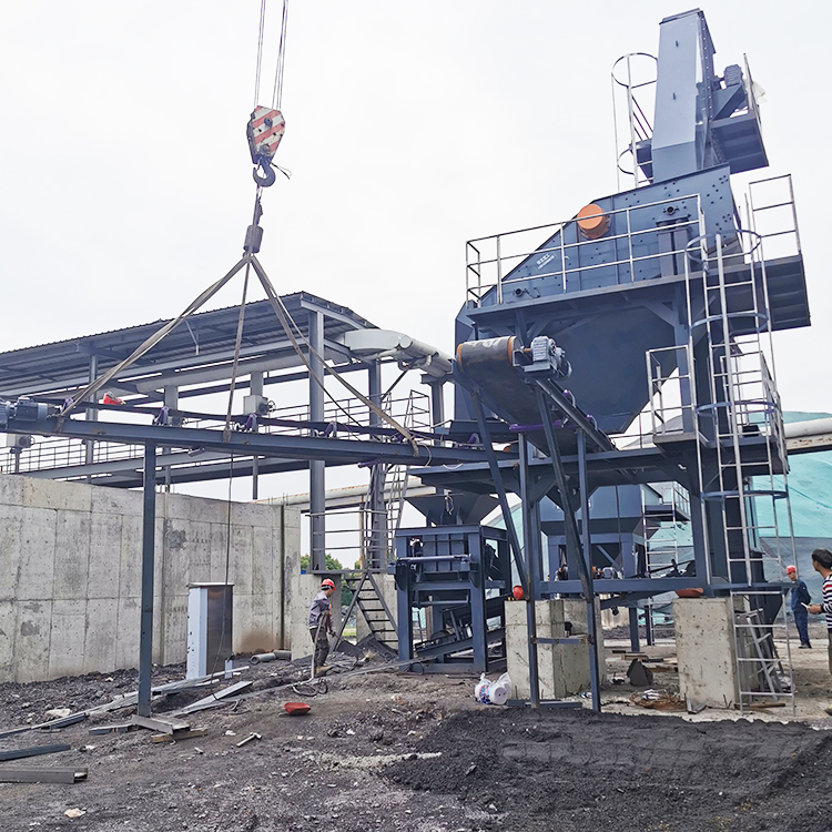 江西瀝青混合料破碎篩分設備客戶現(xiàn)場