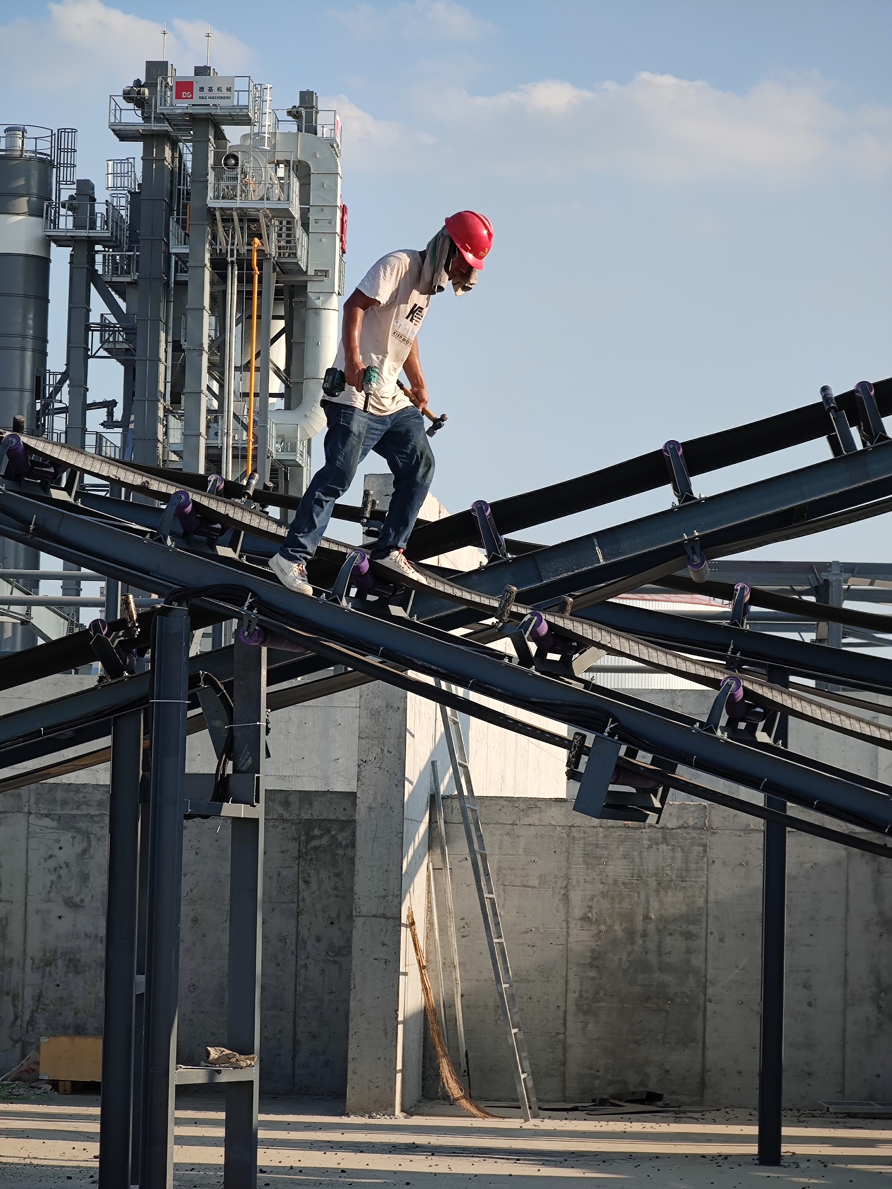 瀝青攪拌設(shè)備 瀝青攪拌設(shè)備